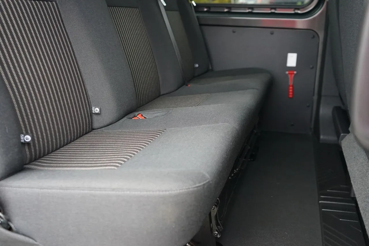 Ford Transit Custom 2.0 TDCi L2...  Image 7